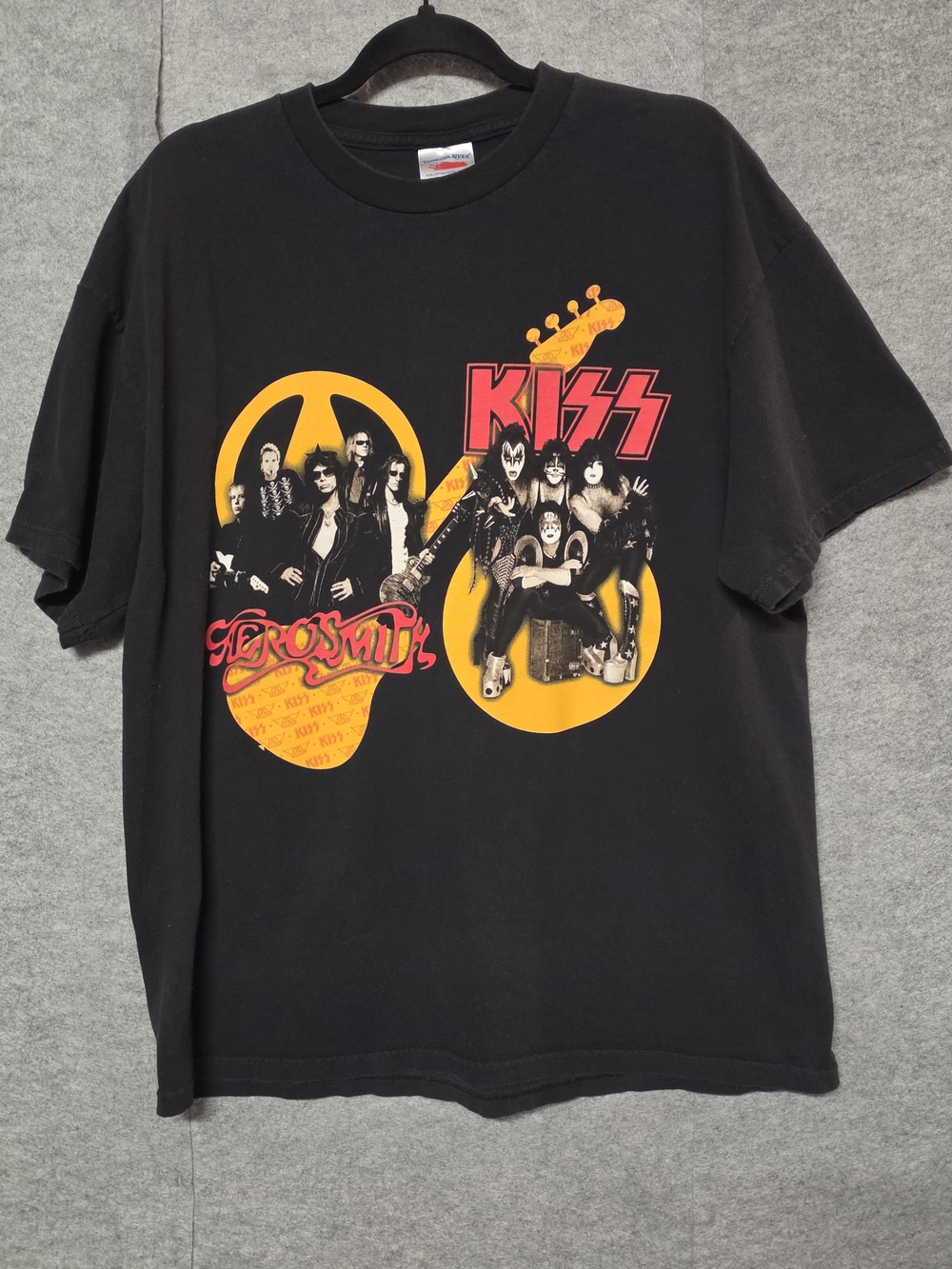 vintage 2003–2004 Aerosmith and KISS joint concert tour t-shirt. size XL